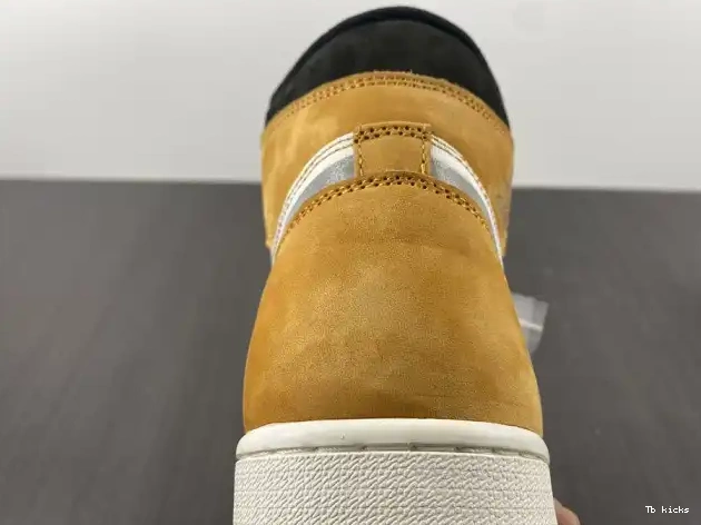 Reps TBK 1 Light Jordan DB2889-700 Element Gore-Tex Curry High 0619